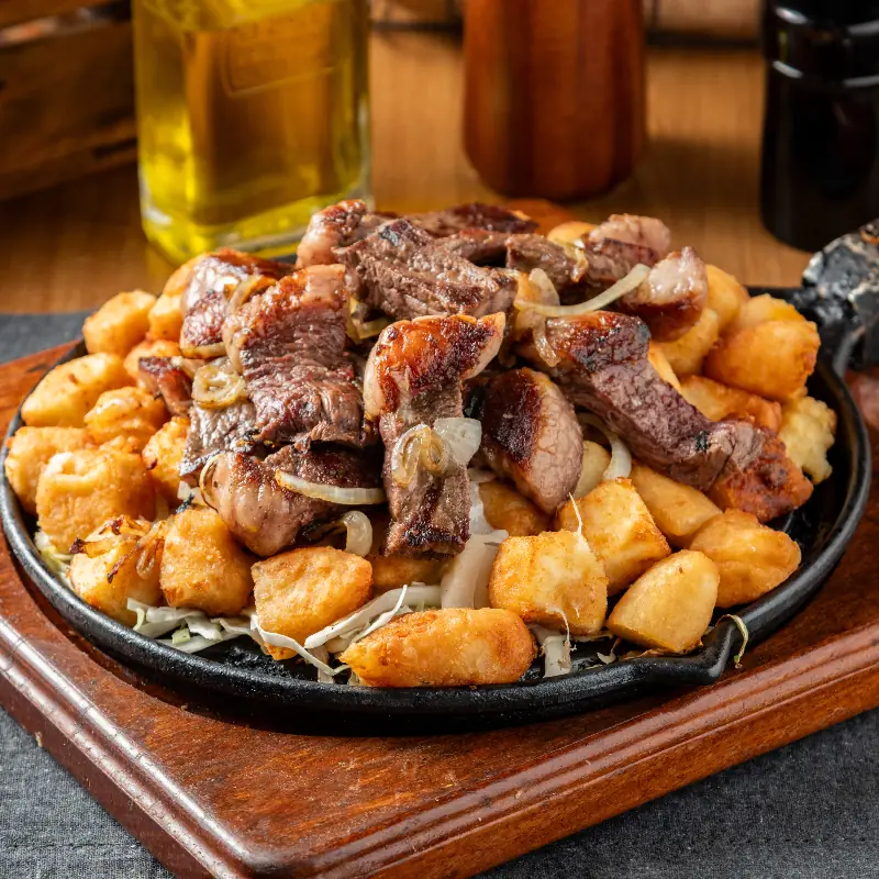 Chapa de Picanha com Macaxeira Frita e Queijo